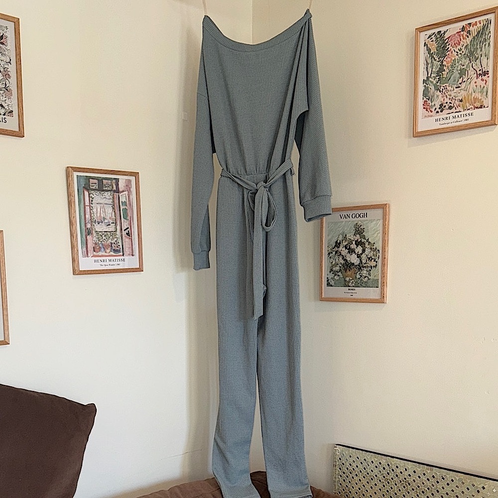 Elegant Longsleeve Jumpsuit - Women’s S